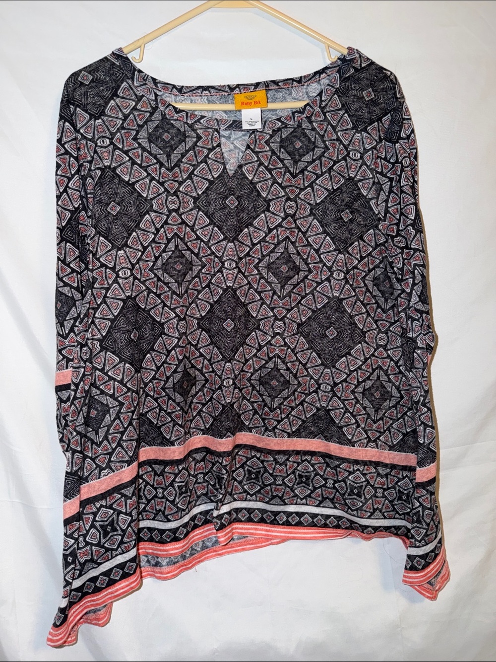 Ruby Rd. Black and Pink Geometric Long Sleeve Top
